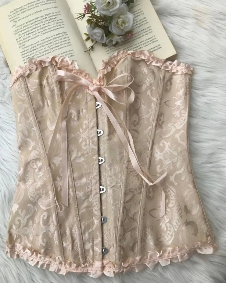 krem korse bustiyer pinterest stil - Görsel 5