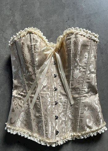 krem korse bustiyer pinterest stil - Görsel 6
