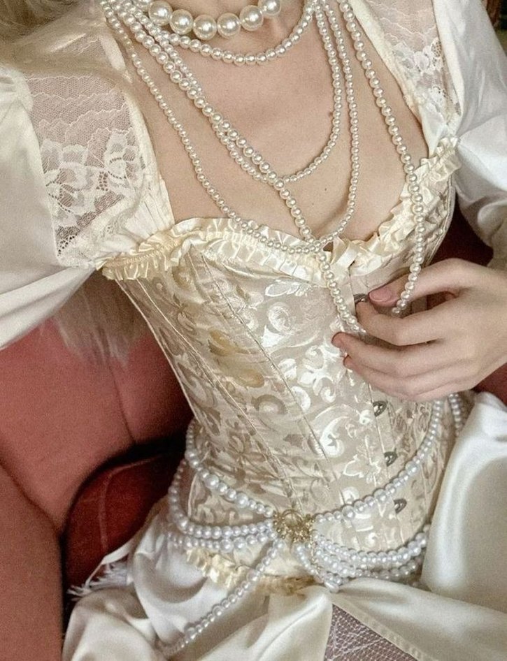 krem rengi pinterest stil korse bustiyer - Görsel 2