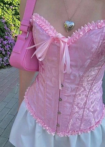 pembe korse bustiyer pinterest stil - Görsel 6