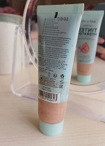 Wet n wild wet n wild tinted hydrator