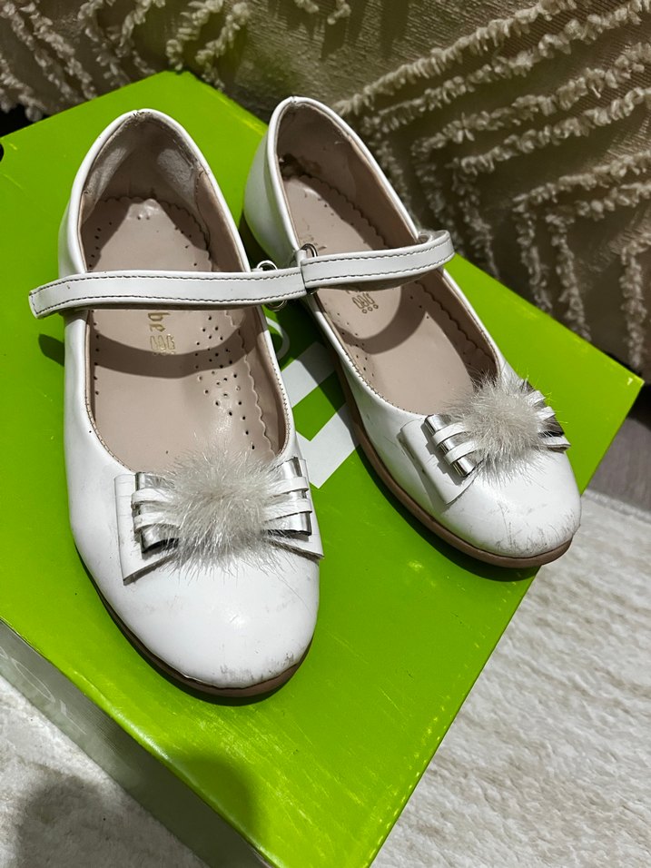 Kız Çocuk Beyaz Kürklü Babet Ayakkabı - Görsel 4