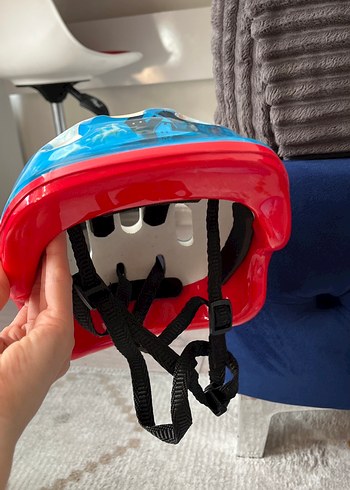 Renkli Pop Kültür Baskılı Çocuk Kaskları - Görsel 7