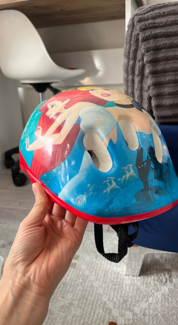 Renkli Pop Kültür Baskılı Çocuk Kaskları - Görsel 5