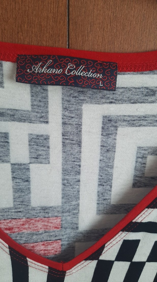 V Yaka Kolsuz Desenli Mini elbise - Görsel 2