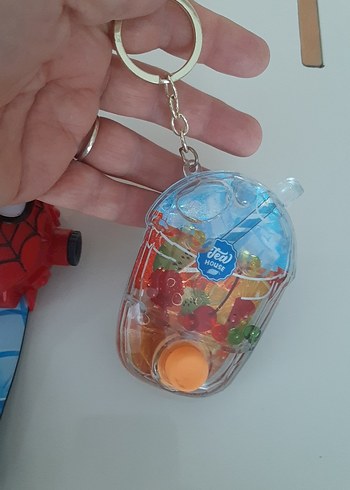 Renkli Örümcek Adam Temalı Plastik Bileklik ve Su Oyunu - Görsel 6