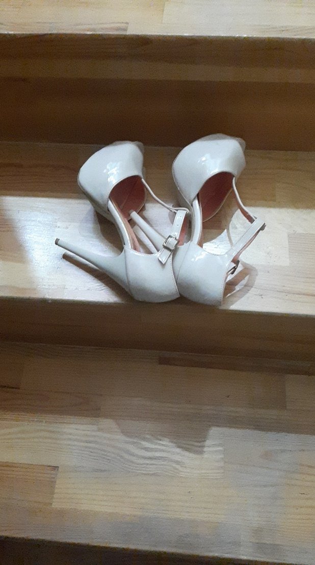 Beyaz Rugan Stiletto Tokalı Abiye Ayakkabı - Görsel 5