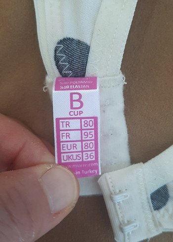 Puantiye Desenli Beyaz Sütyen ve Külot Takımı - Görsel 5