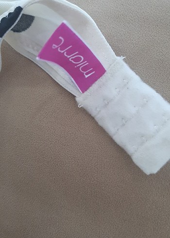 Puantiye Desenli Beyaz Sütyen ve Külot Takımı - Görsel 2