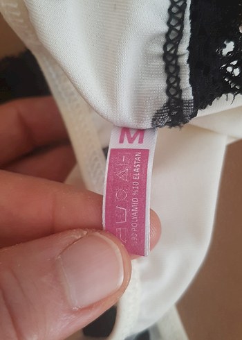 Puantiye Desenli Beyaz Sütyen ve Külot Takımı - Görsel 6