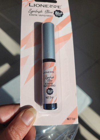 Kirpik Yapıştırıcı - Görsel 2