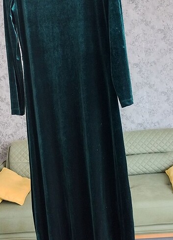 xl Beden yeşil Renk 42 beden zümrüt yeşili Kadife elbise