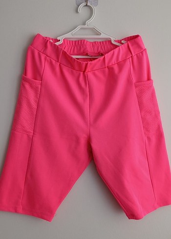 LC Waikiki Pembe Elastik Bel Kız Şortu
