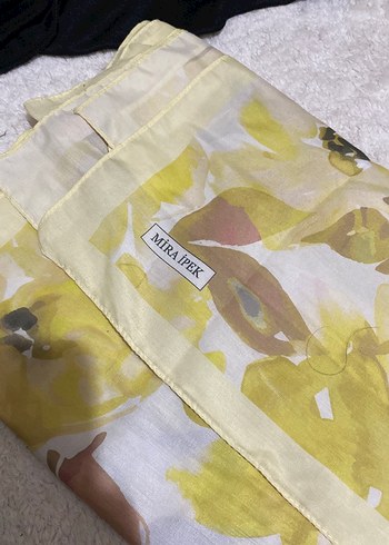 Sarı Baskılı Kadın Şal MiRAiPEK - Görsel 2