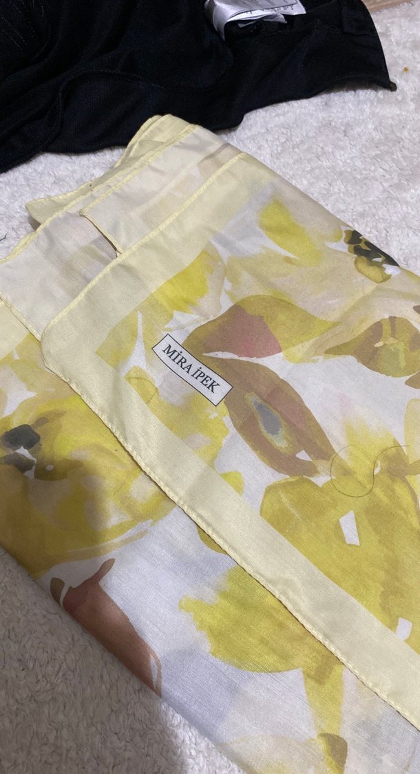 Sarı Baskılı Kadın Şal MiRAiPEK - Görsel 2