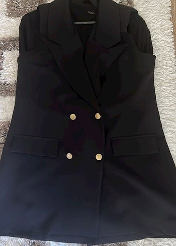 Düğmeli Siyah Uzun Kesim Kadın Blazer