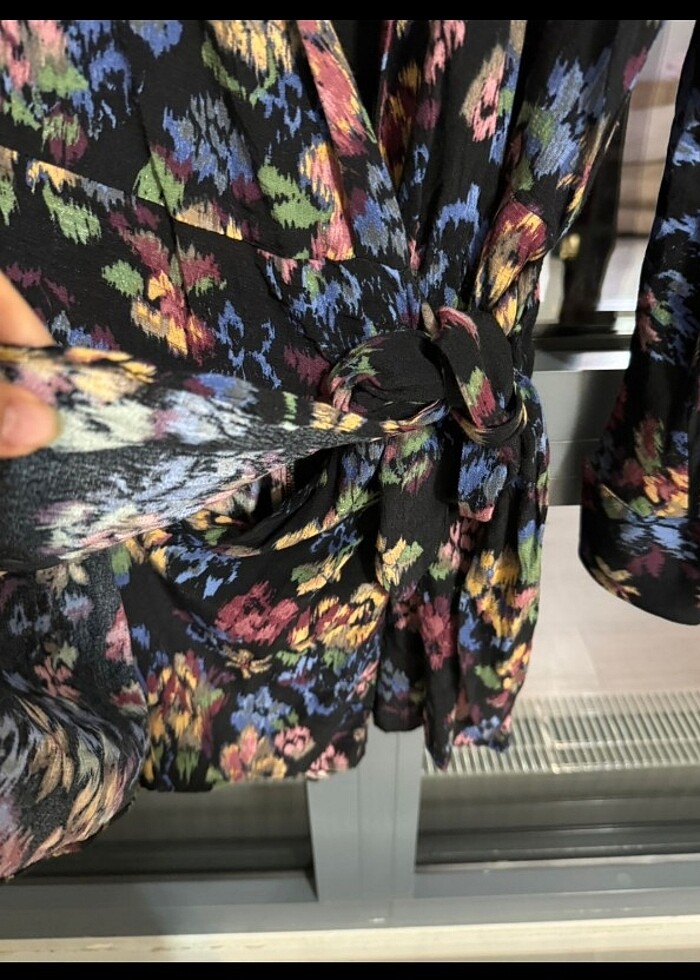 Zara fermuar bozuk oylede kullaniliyor  - Görsel 2