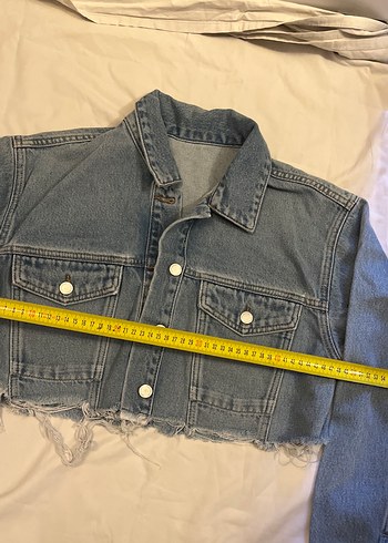 Pull & Bear kısa (cropped) kot ceket. - Görsel 6