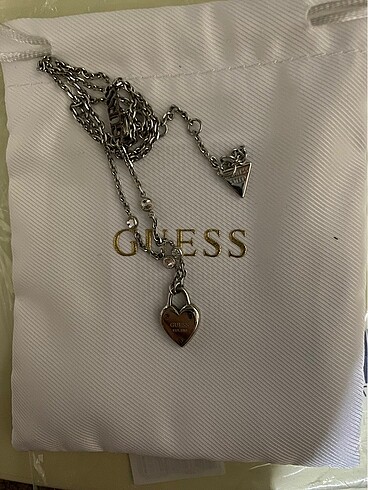  Beden Guess kalp kolye