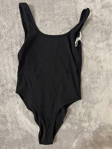 Askılı sırtı açık PULL&BEAR bluz