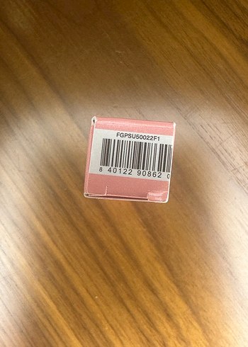  Beden Rare Beauty Lip Gloss ( Beam )