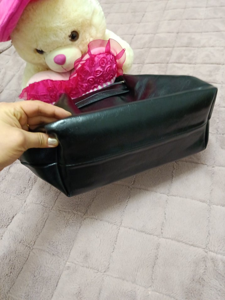 Siyah Deri Tokalı Kadın Çanta - Görsel 3