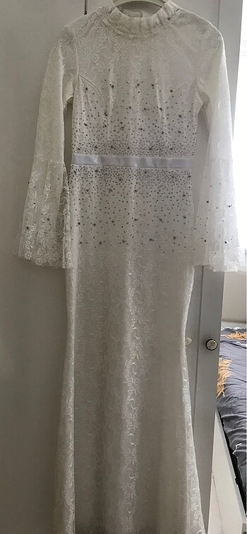 Zara Ekru nikah elbisesi