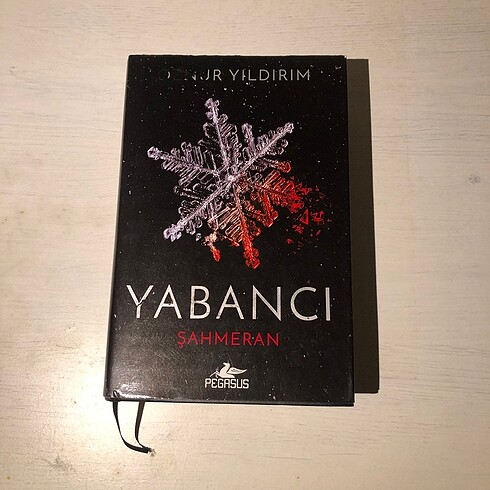 Yabancı Şahmeran - Öznur Yıldırım