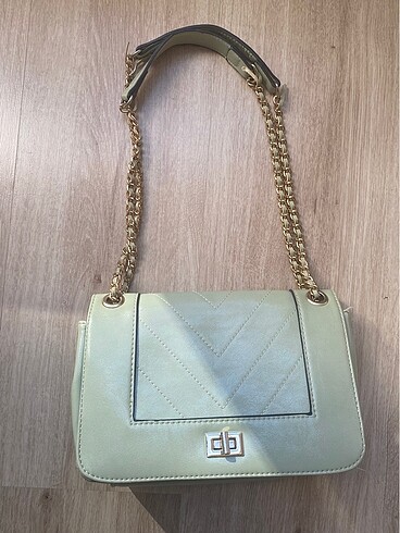 Stradivarius mint yeşili çanta