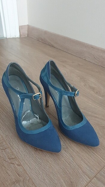 Mavi Ayakkabı