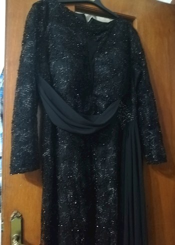 52 Beden Uzun Kollu Siyah Drape Detaylı Uzun Abiye Elbise
