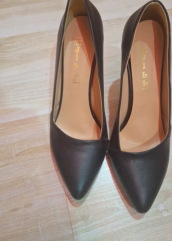 Klasik Siyah Stiletto Topuklu Kadın Ayakkabı - Görsel 3