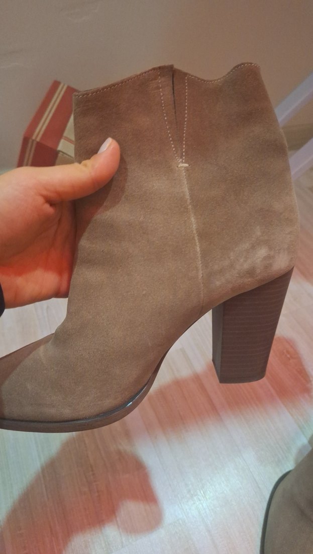 Bej Süet Kadın Topuklu Bot - Görsel 3