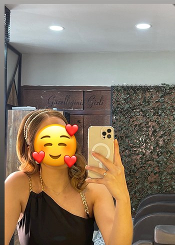 Siyah omuz detaylı elbise - Görsel 2