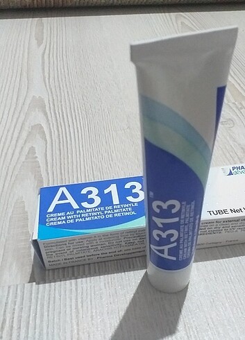 Diğer A 313 RETİNOL KREM 50 GR ÇOK İYİ DURUMDA