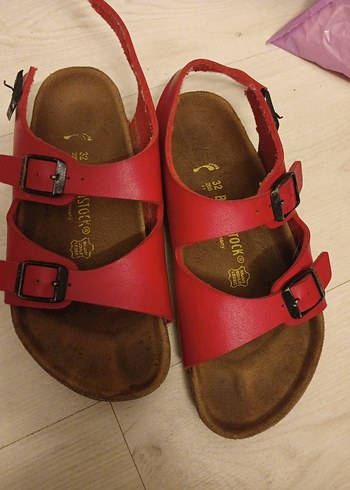 Kırmızı birkenstock sandalet