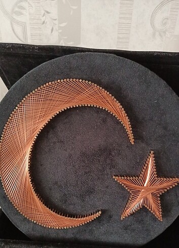 Bakırdan yapılmış ay yıldızlı plaket 
