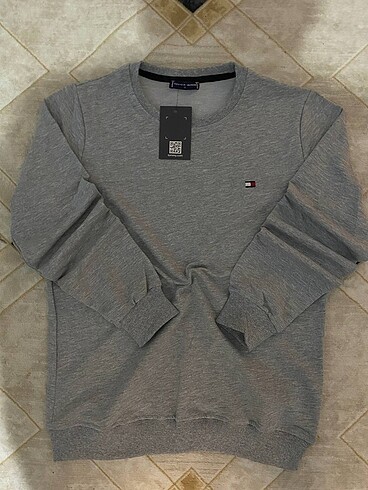 Tommy Hilfiger ????