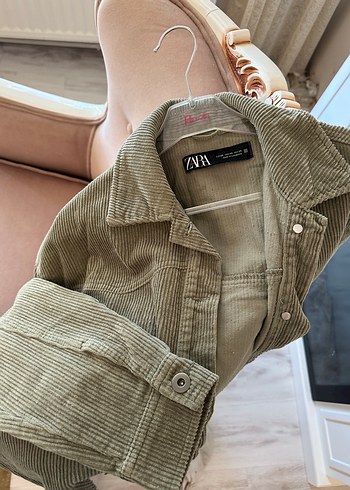 xs Beden Zara Haki Kadife Gömlek/Ceket