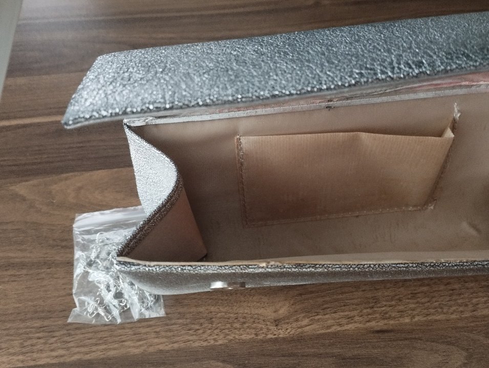 El Çantası - Görsel 2