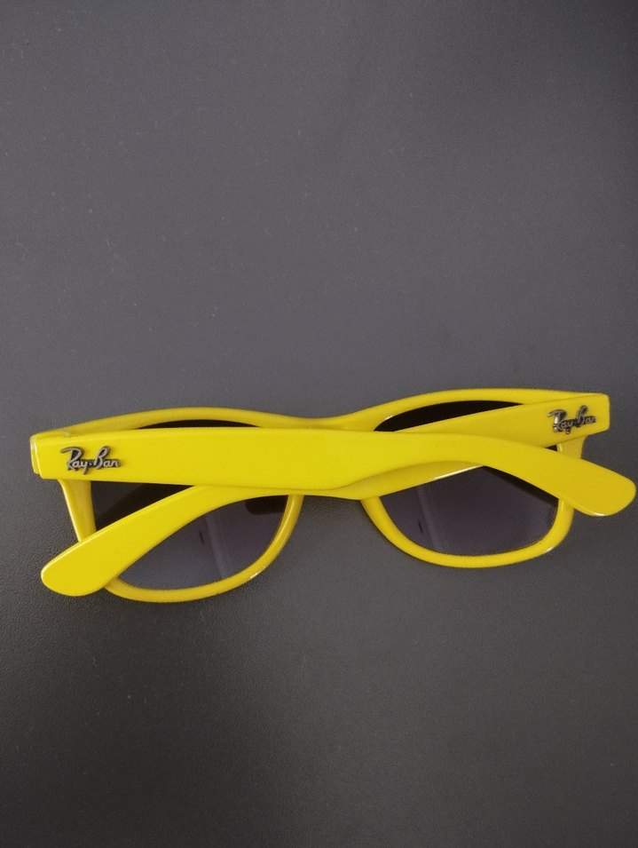 Sarı Ray Ban Güneş Gözlüğü - Görsel 3