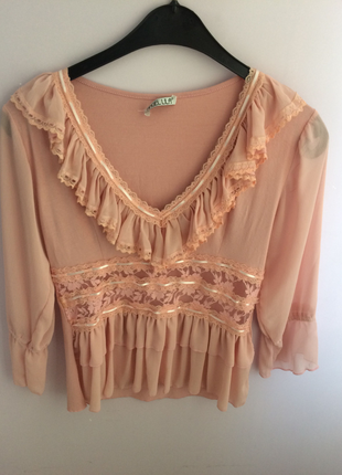 Fırfır detaylı vintage bluz