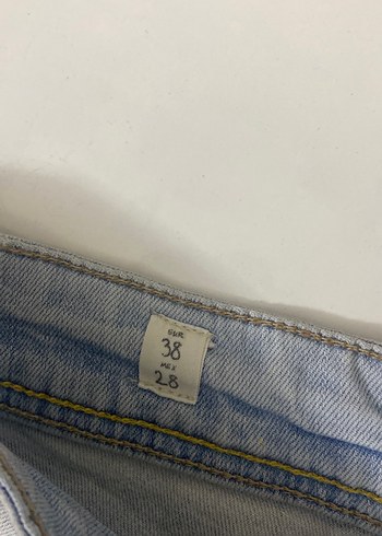 36 Beden Mavi Bağlamalı Yırtık Mini Kot Şort
