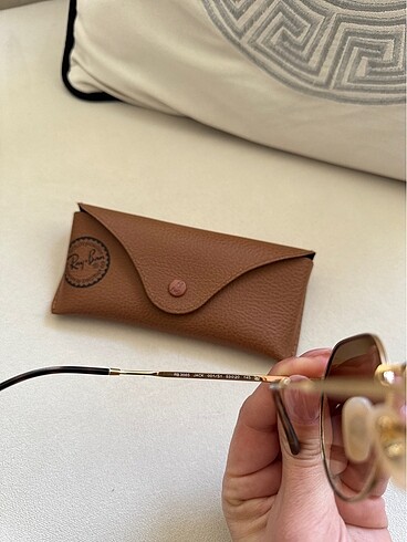 Beden Ray-Ban güneş gözlüğü
