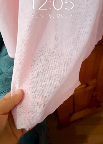 Zara ince hırka marka temsilidir