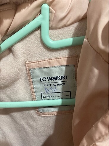 LC Waikiki Montt