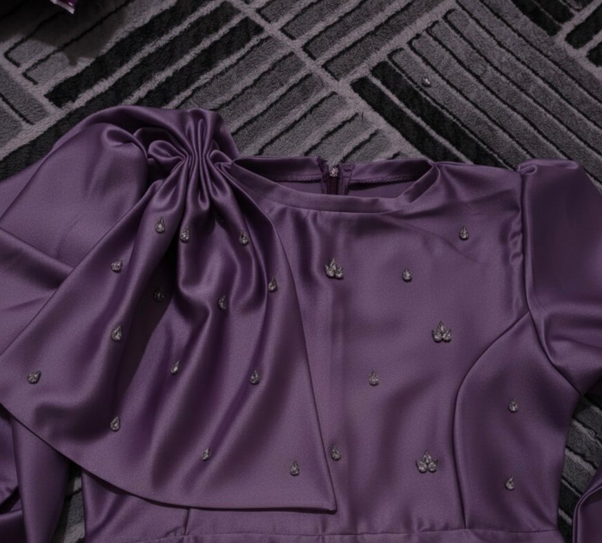 Uzun Mor Drapeli Tesettür Abiye Elbise - Görsel 2