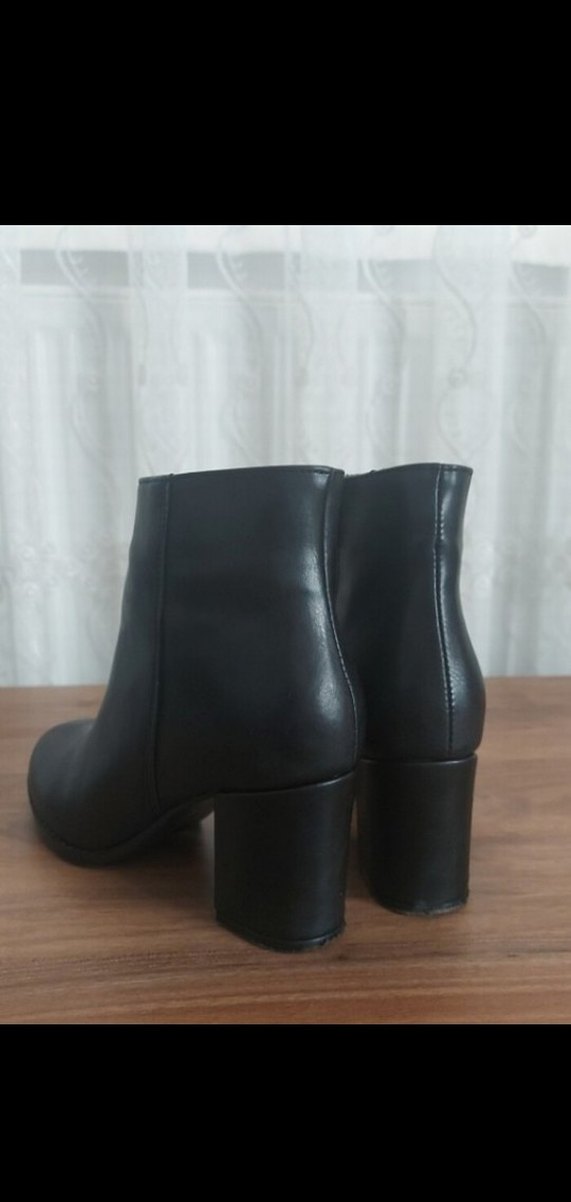 Kadın Topuklu Bot - Görsel 2