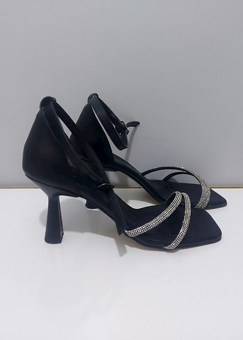 Topuklu Ayakkabı - Görsel 2