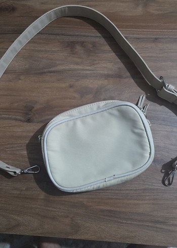 Stradivarius Çapraz Askılı Çanta - Görsel 3